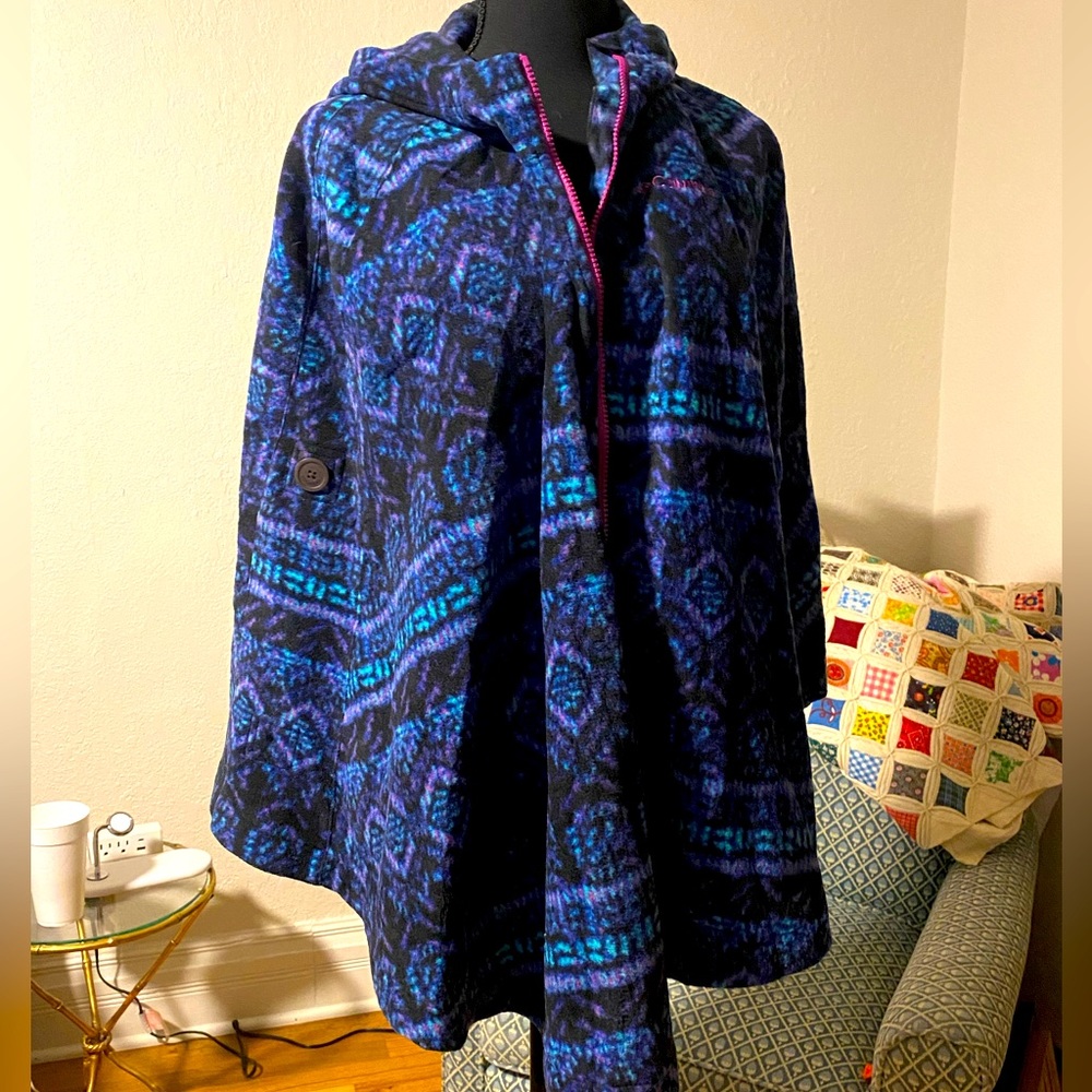 NWOT Columbia Fleece Poncho